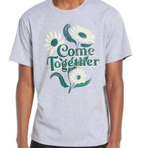NWT BP by Nordstrom Short Sleeve Cotton Come Together Graphic Tee - Size: Small